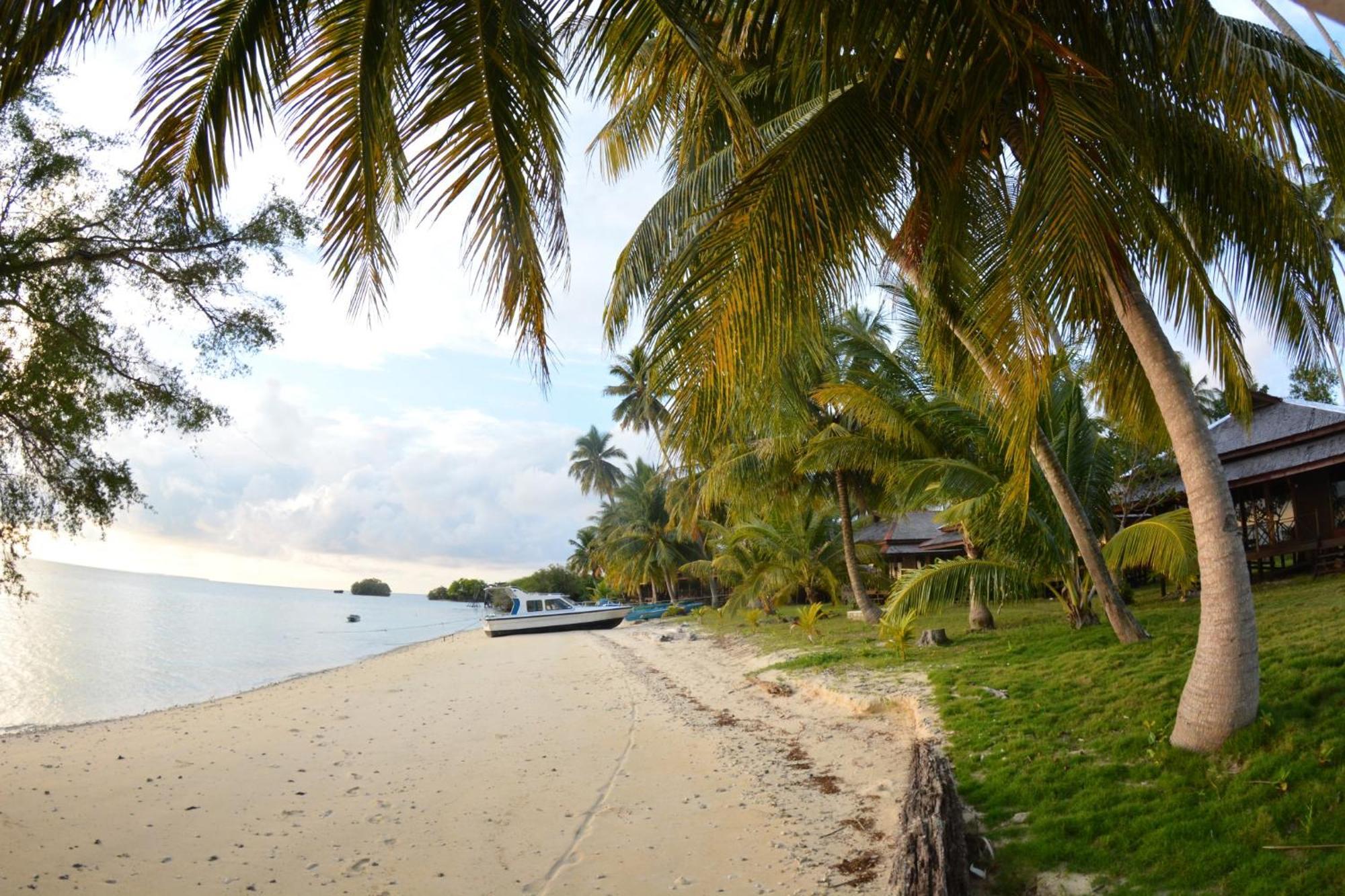 Nunukan Island Resort Maratua Island Esterno foto