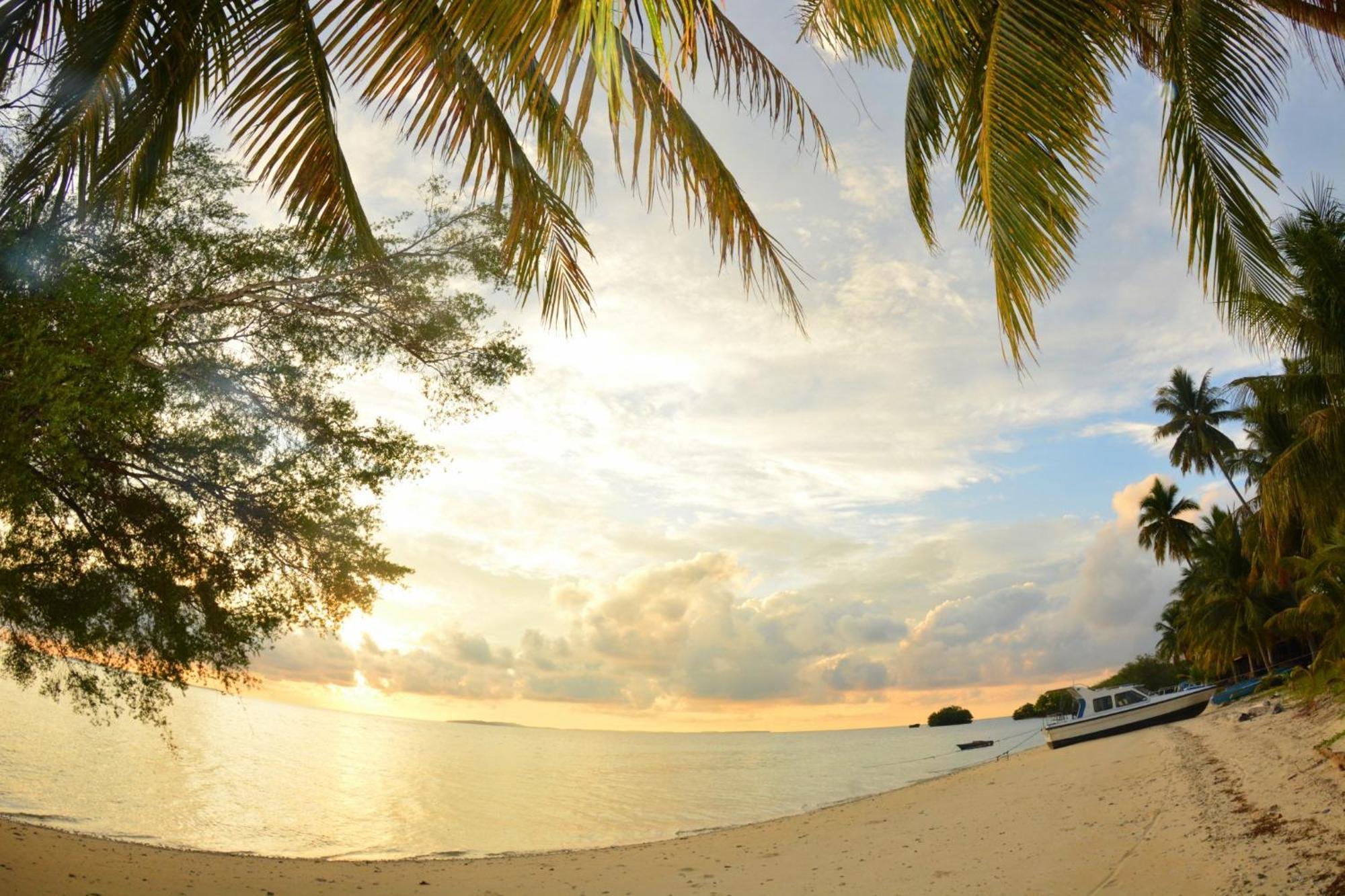 Nunukan Island Resort Maratua Island Esterno foto