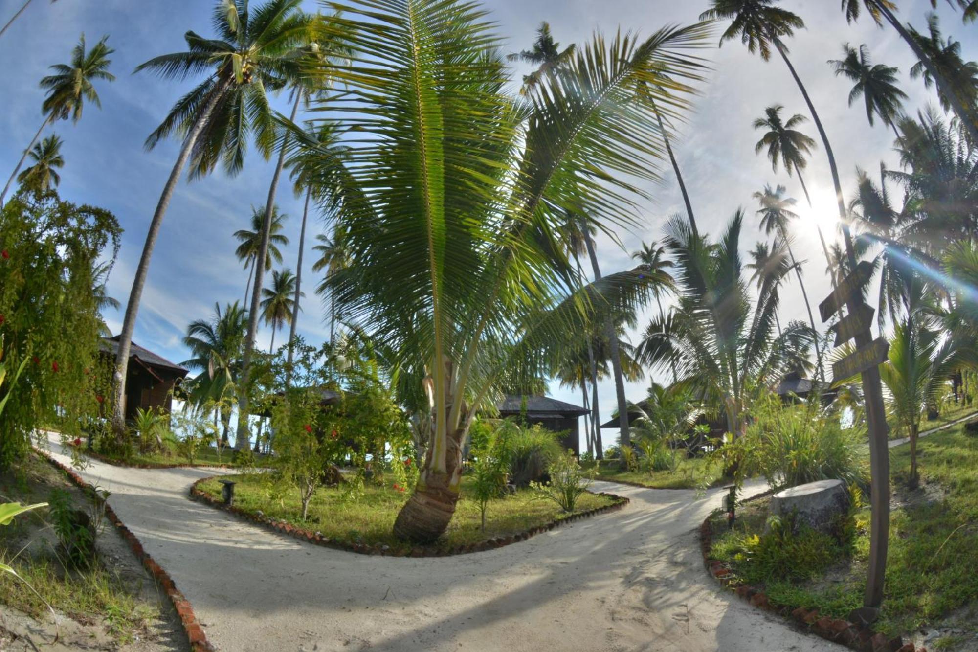 Nunukan Island Resort Maratua Island Esterno foto