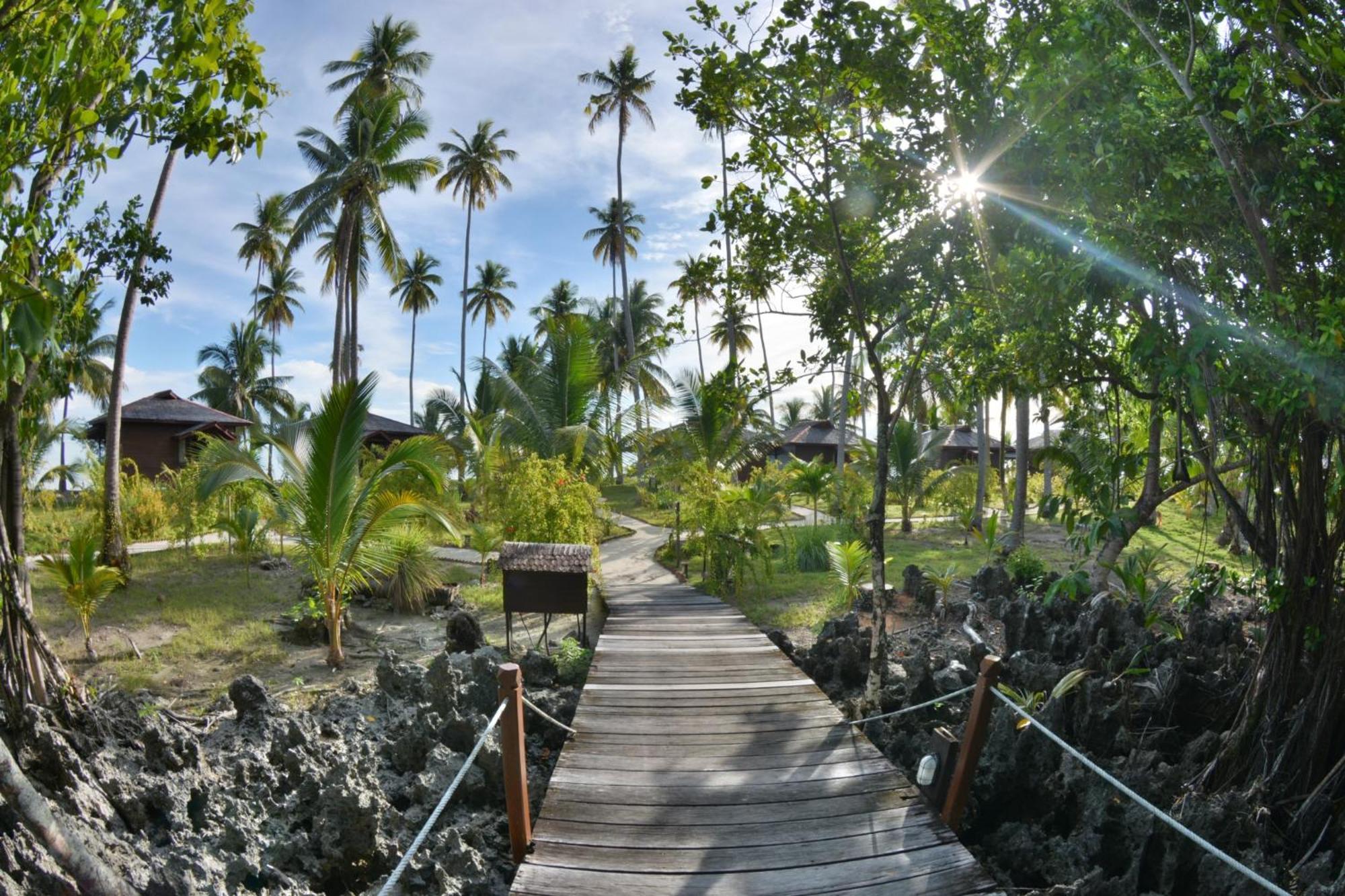 Nunukan Island Resort Maratua Island Esterno foto