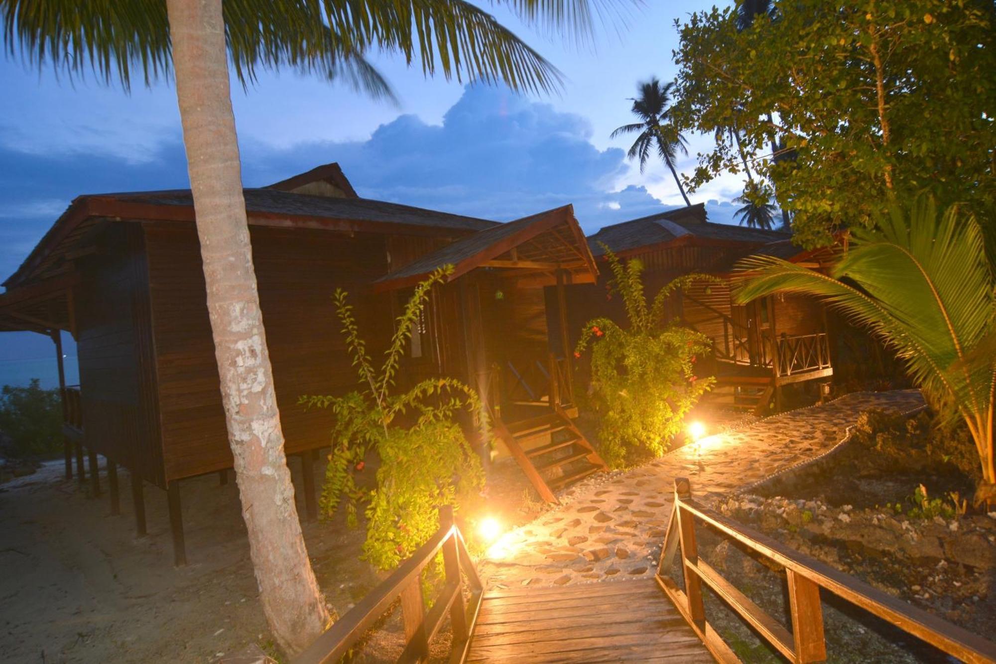 Nunukan Island Resort Maratua Island Esterno foto