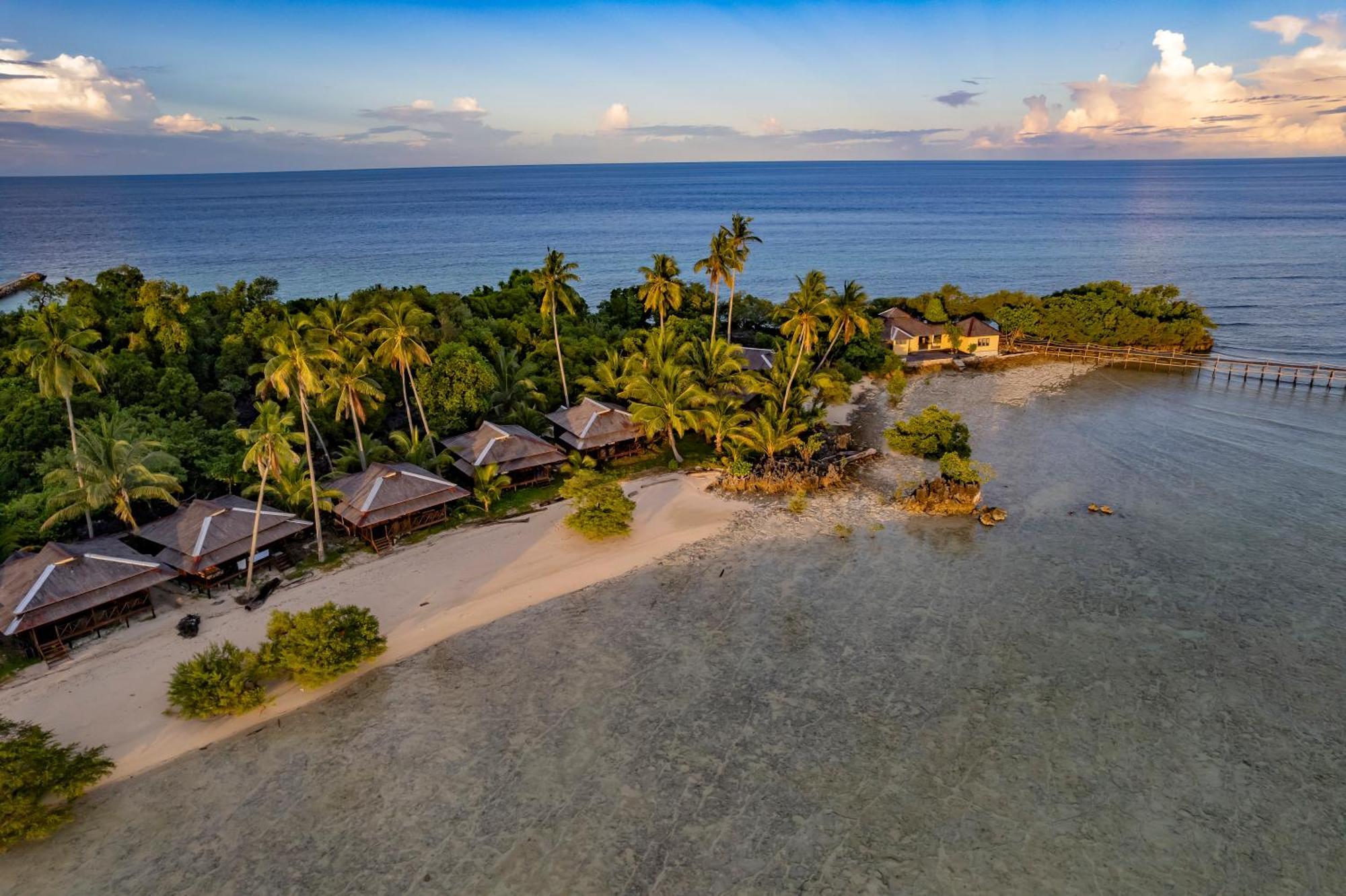 Nunukan Island Resort Maratua Island Esterno foto